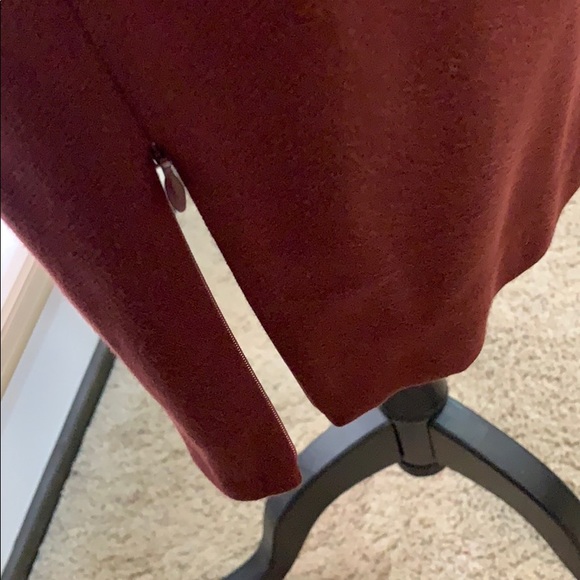 Boss Skirt - Picture 4 of 9